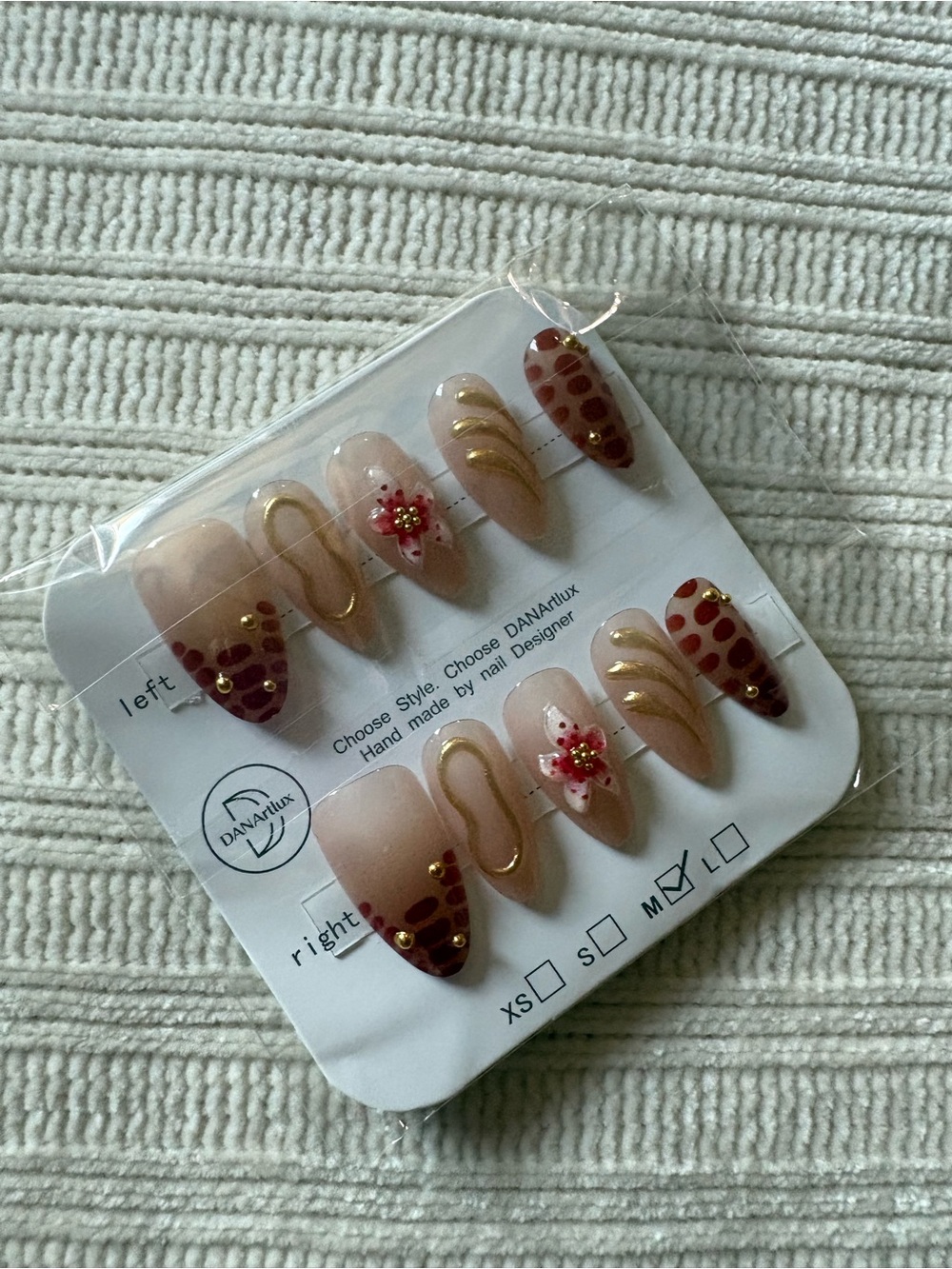 Pink Floral & Gold Accent Press-On Nail Set Size Medium
